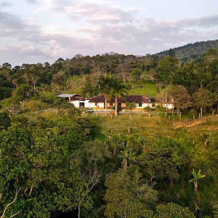 La Hacienda Hostel San Gil Ngoại thất bức ảnh
