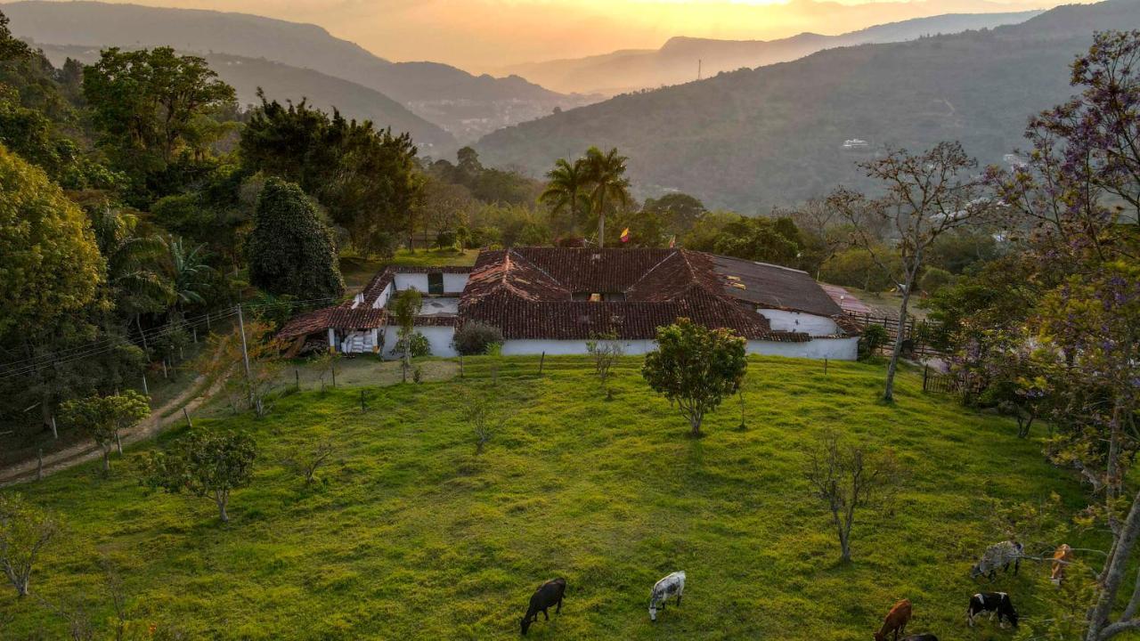 La Hacienda Hostel San Gil Ngoại thất bức ảnh